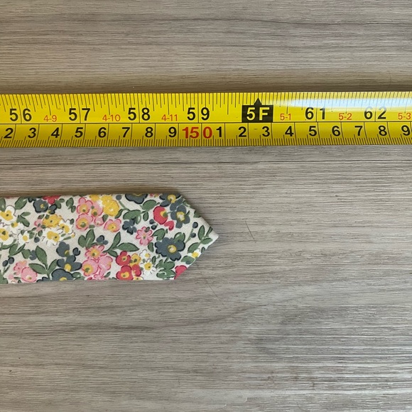 Floral Tie - Picture 4 of 4